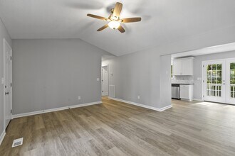 814 N Gay St in Auburn, AL - Building Photo - Building Photo