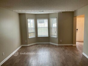438 Pecan Wood Cir in Fairburn, GA - Building Photo - Building Photo