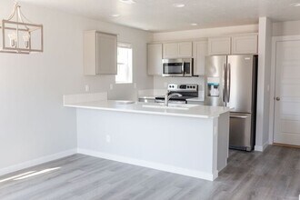 1017 E Lockhart St in Meridian, ID - Building Photo - Building Photo