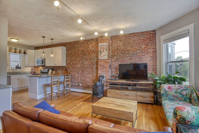 property at 248 Hampshire St
