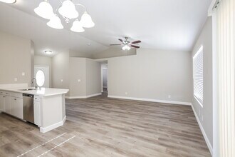 2314 Superior Position St in North Las Vegas, NV - Foto de edificio - Building Photo