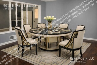 9010 E 74 Terrace in Raytown, MO - Building Photo - Building Photo