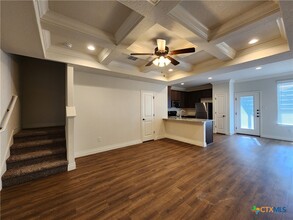 326 Untermaier St in Canyon Lake, TX - Building Photo - Building Photo