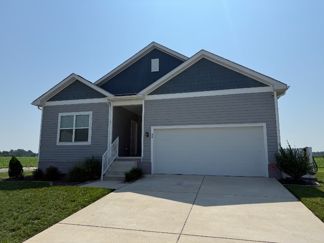 84 Pontoon Dr in Felton, DE - Foto de edificio - Building Photo