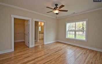 9 White Pine Dr in Black Mountain, NC - Building Photo - Building Photo