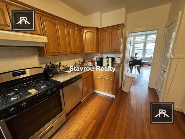 1683 Beacon St in Brookline, MA - Building Photo - Building Photo