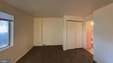 2122 Granite St, Unit 1 in Philadelphia, PA - Building Photo - Building Photo