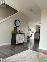 902 W Village Square in London, ON - Building Photo - Building Photo