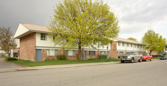 Lakeside Village Apartments in Coeur d'Alene, ID - Building Photo