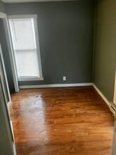 407 W Boston St, Unit 1 in Syracuse, IN - Building Photo - Building Photo