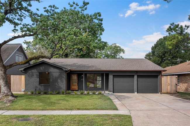 4119 Donna Lynn Dr in Houston, TX - Foto de edificio - Building Photo