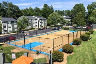 LYV Chapel Hill in Chapel Hill, NC - Building Photo - Building Photo