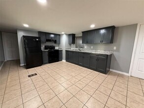 3417 Federal Rd in Pasadena, TX - Foto de edificio - Building Photo