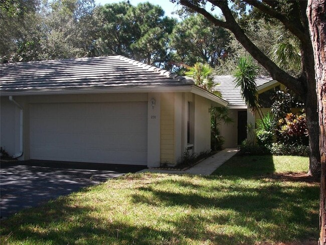 231 Southampton Ln in Venice, FL - Building Photo - Building Photo
