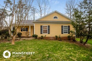 7027 Passeres Ct, Unit 2 in Charlotte, NC - Building Photo