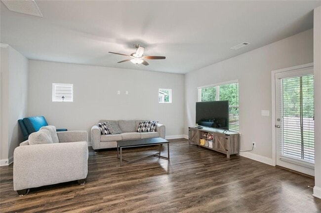 3541 Salvia Dr in Buford, GA - Building Photo - Building Photo