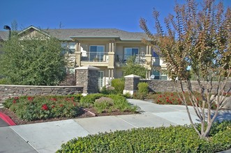 Gardens at Ironwood Senior Community for 62+ in Pleasanton, CA - Building Photo - Building Photo