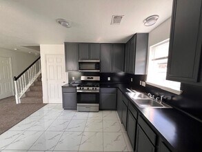 2206 Laurel Oak Dr in Missouri City, TX - Building Photo - Building Photo