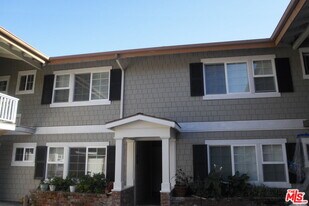 22852 Pacific Coast Hwy in Malibu, CA - Building Photo