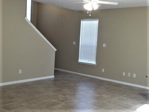 12027 Bunny Ln in Pinehurst, TX - Building Photo - Building Photo