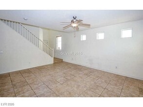 6389 Thunder Gulch Ave in Las Vegas, NV - Foto de edificio - Building Photo