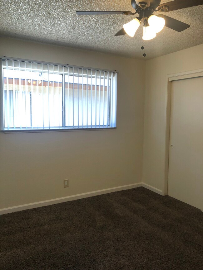189 W Santa Ana Ave Apartments and Nearby Clovis Apartments For Rent