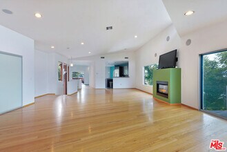 2337 Baxter St in Los Angeles, CA - Building Photo - Building Photo