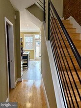 1011 8th St NE in Washington, DC - Building Photo - Building Photo