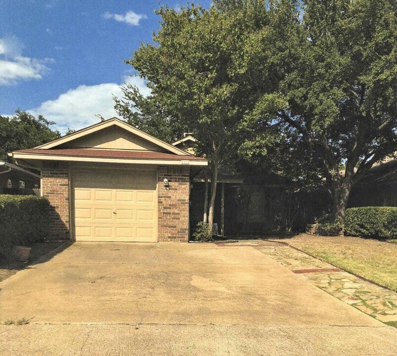 5312 Waterford Dr in Mesquite, TX - Building Photo