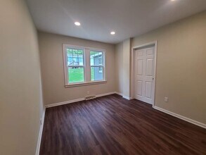 5 Beaver Brook Rd, Unit Lower in Yulan, NY - Building Photo - Building Photo