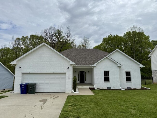 property at 1135 Jonathan Ln
