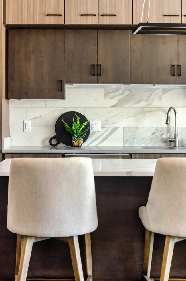Ventana in Wayzata, MN - Building Photo - Building Photo