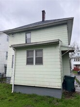 239 Weyl St in Rochester, NY - Building Photo - Building Photo