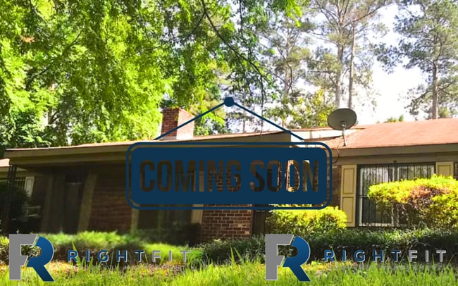 property at 5152 Verdun Dr