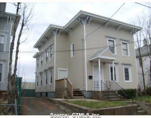 41 Connerton St in New Britain, CT - Foto de edificio