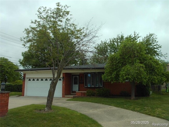 property at 36890 Weber Dr