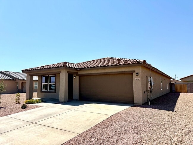 3594 Mariscal Dr in Kingman, AZ - Building Photo - Building Photo