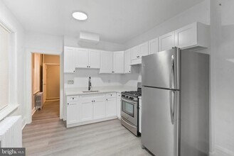 2251 N Lambert St in Philadelphia, PA - Building Photo - Building Photo