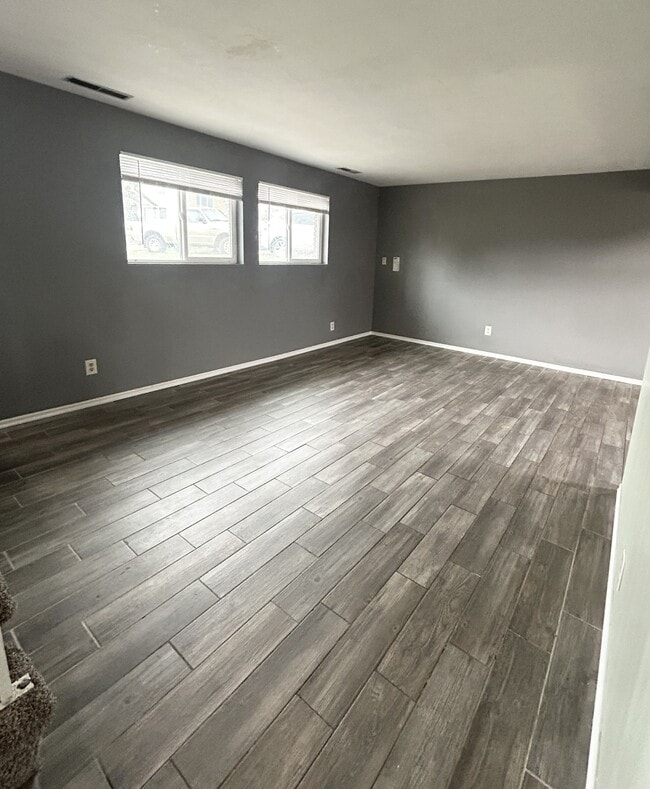 8326 S Carmen Ct in Sandy, UT - Building Photo - Building Photo