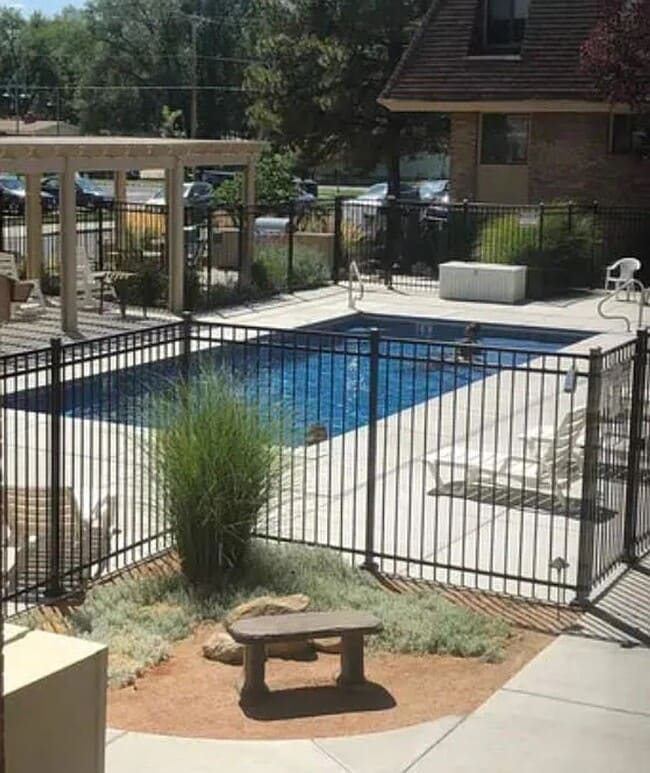 property at 1140 Walnut Ave