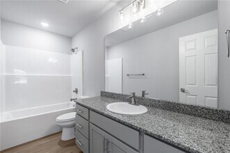 6300 NW Kathleen St in Bentonville, AR - Building Photo - Building Photo