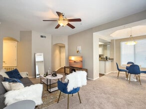 14201 N 70th Way in Scottsdale, AZ - Building Photo - Building Photo