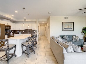 4731 Clock Tower Dr in Kissimmee, FL - Foto de edificio - Building Photo