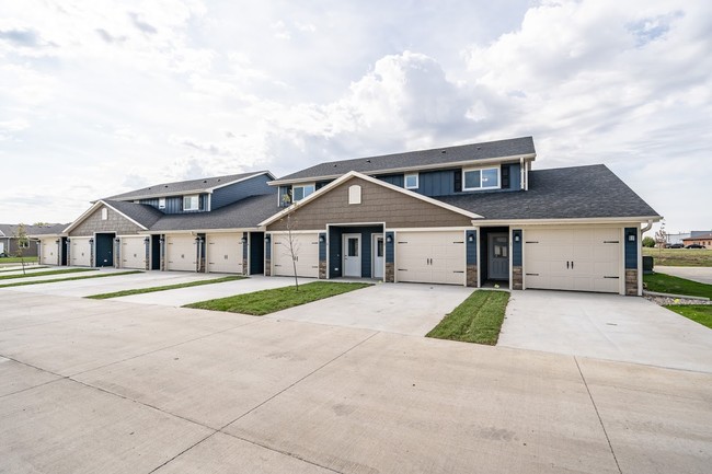 Harvest Acres II in Harrisburg, SD - Building Photo - Building Photo