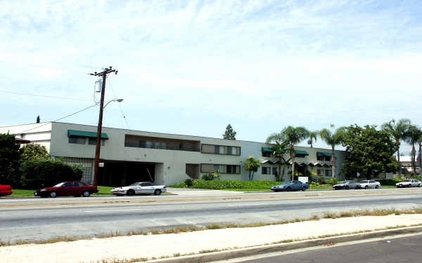 El-Dorado in San Gabriel, CA - Building Photo