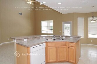 7315 Forest Mere Dr in Riverview, FL - Foto de edificio - Building Photo