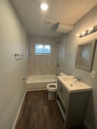 Brentwood Apartments photo'