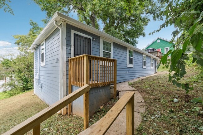 property at 1098 Smith St SW