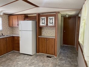 5042 Oak Grove Church Rd in Asheboro, NC - Building Photo - Building Photo