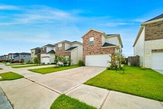 1538 Revolution Way in Missouri City, TX - Building Photo - Building Photo